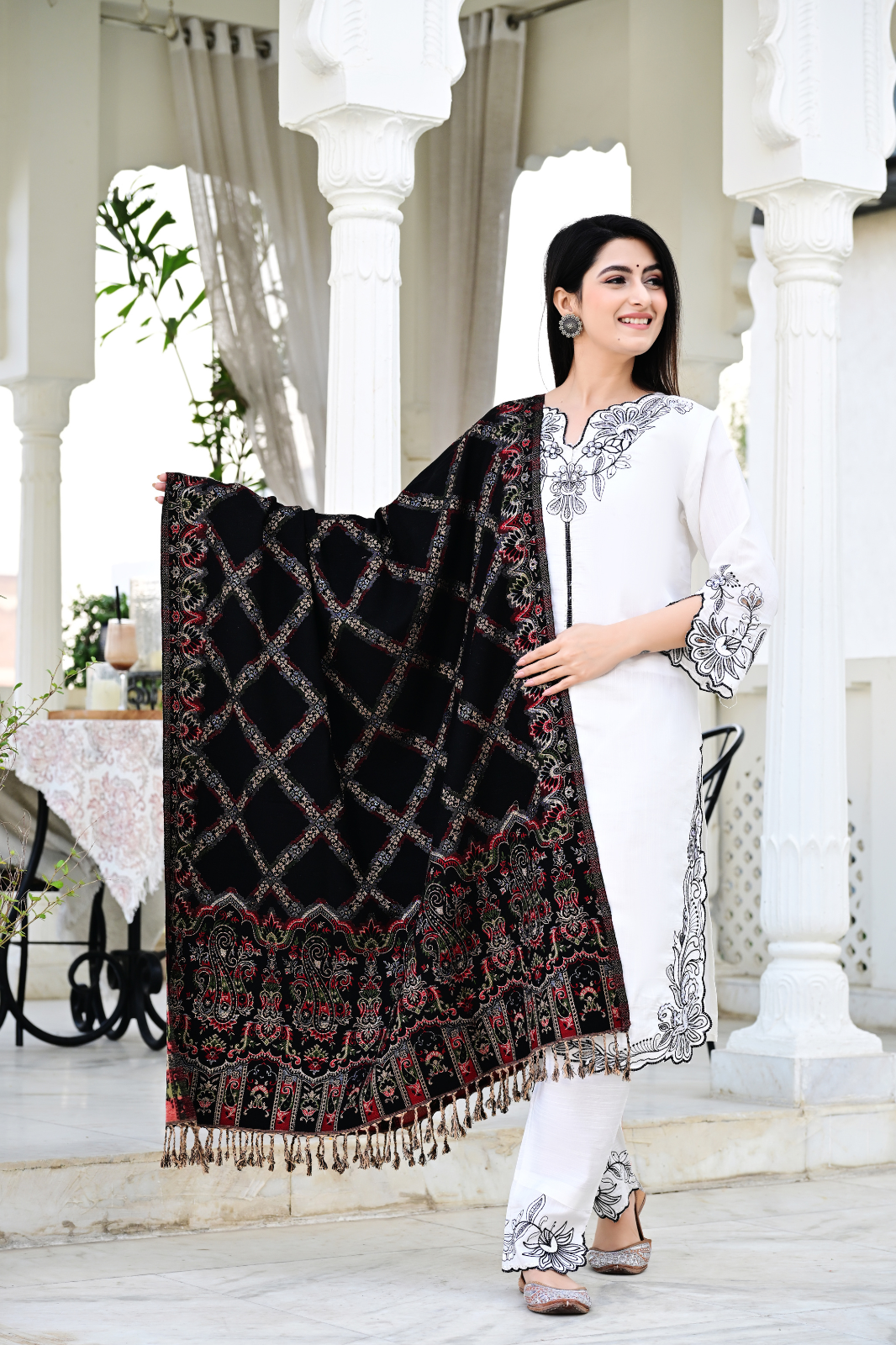 Experience Timeless Beauty with Our Heritage-Inspired Modern Shawl