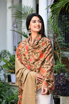 Elegant Off-White Shawl with Delicate Floral Weaving