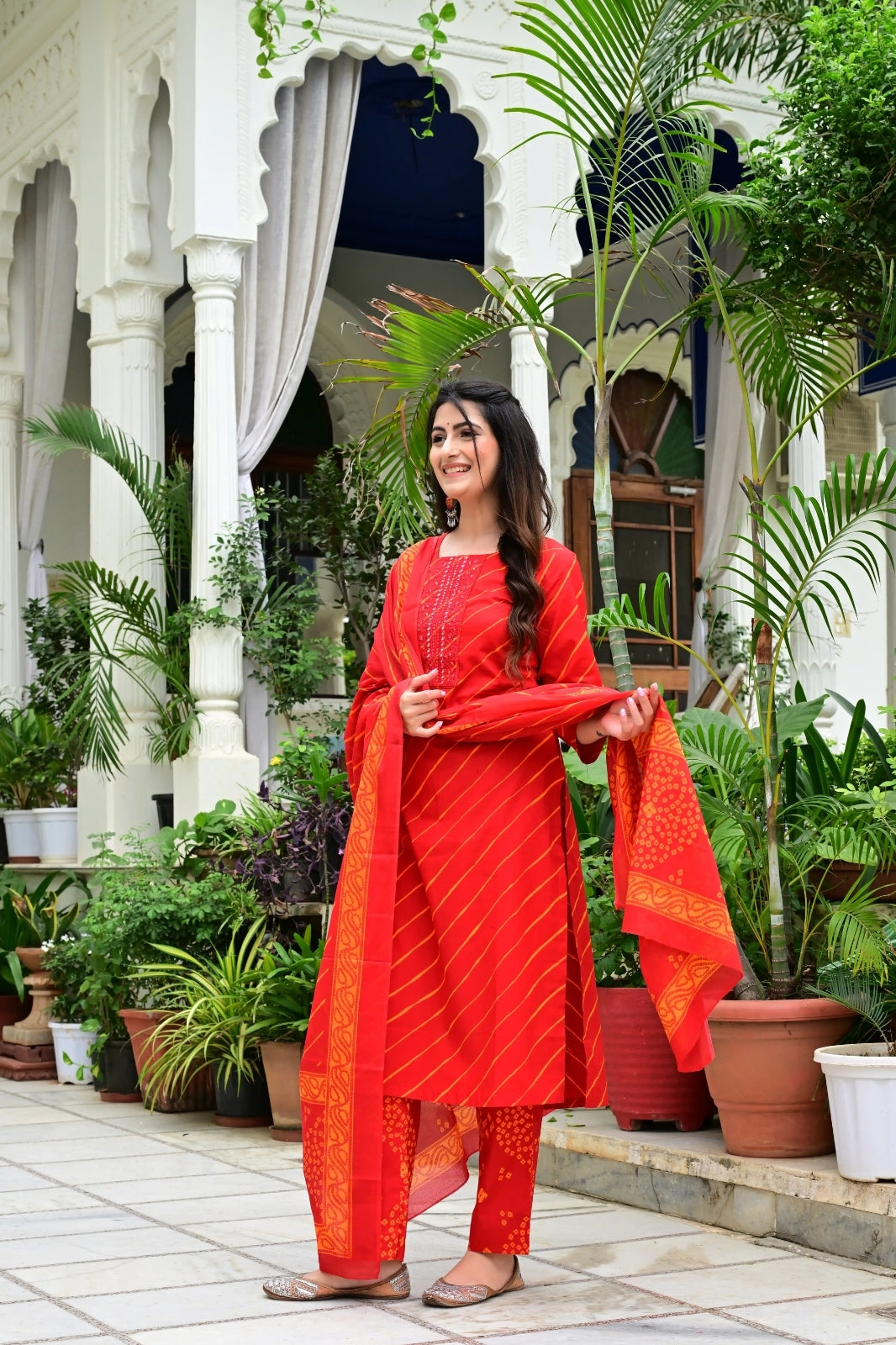 Red 3-Piece Pure Cotton Suit Set with Mirror & Leheriya Design