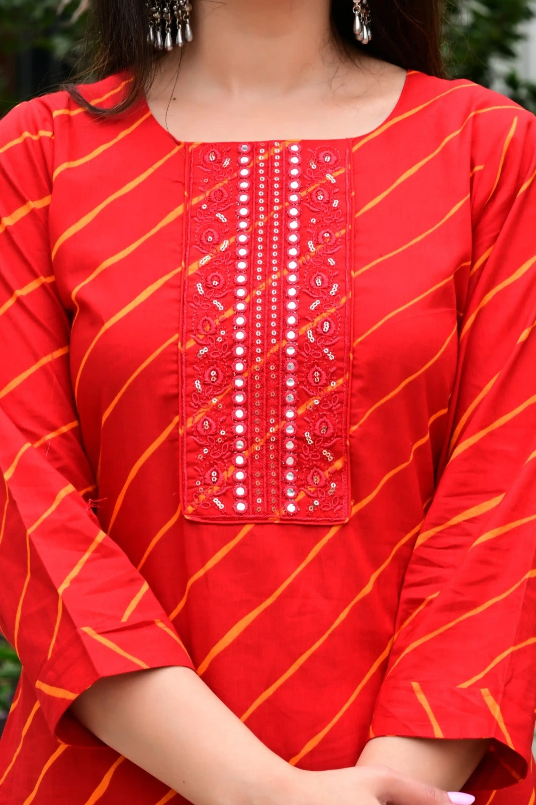 Red 3-Piece Pure Cotton Suit Set with Mirror & Leheriya Design