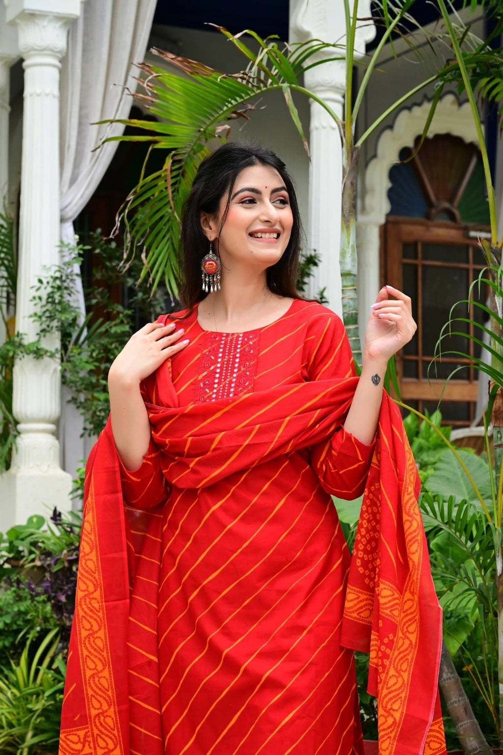 Red 3-Piece Pure Cotton Suit Set with Mirror & Leheriya Design