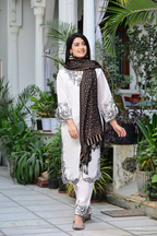 Elegant Black Shawl with Classic Beige Paisley Weaving