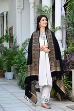 Fashionable Shawl with Bold Traditional Patterns & Handmade Appeal