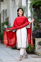 Elegant Kashmiri-Style Embroidered Shawl