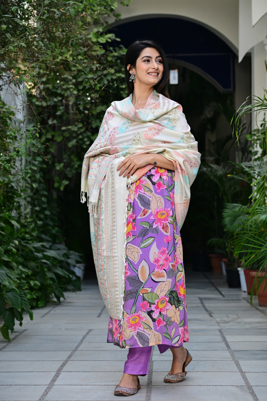 Classic Traditional Shawl with Colorful Heritage Design & Modern Elegance