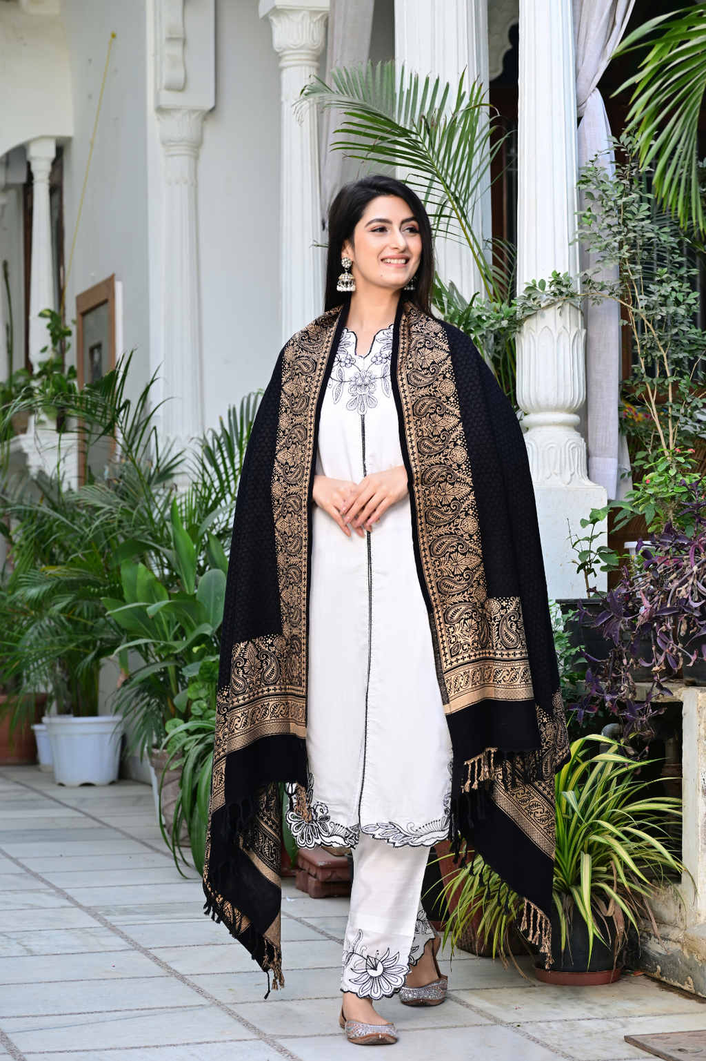 Fashionable Shawl with Bold Traditional Patterns & Handmade Appeal
