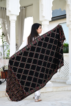 Experience Timeless Beauty with Our Heritage-Inspired Modern Shawl