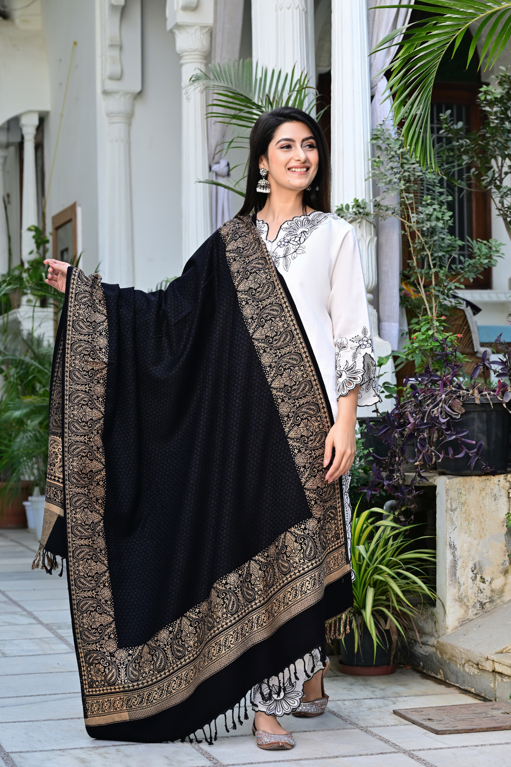 Fashionable Shawl with Bold Traditional Patterns & Handmade Appeal