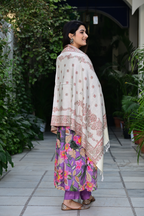 Warm & Luxurious Heritage-Inspired Artistic Woven Shawl