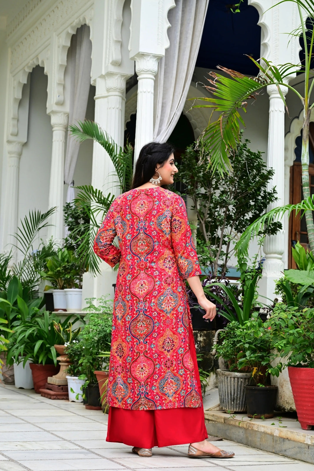 Red Heavy Rayon 2-Piece Suit Set with Gold Print & Handworked Neck