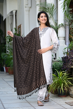 Elegant Black Shawl with Classic Beige Paisley Weaving