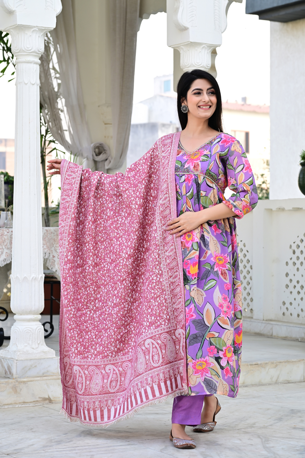 Wrap Yourself in Kashmiri Elegance with Rich Paisley & Floral Embroidery”