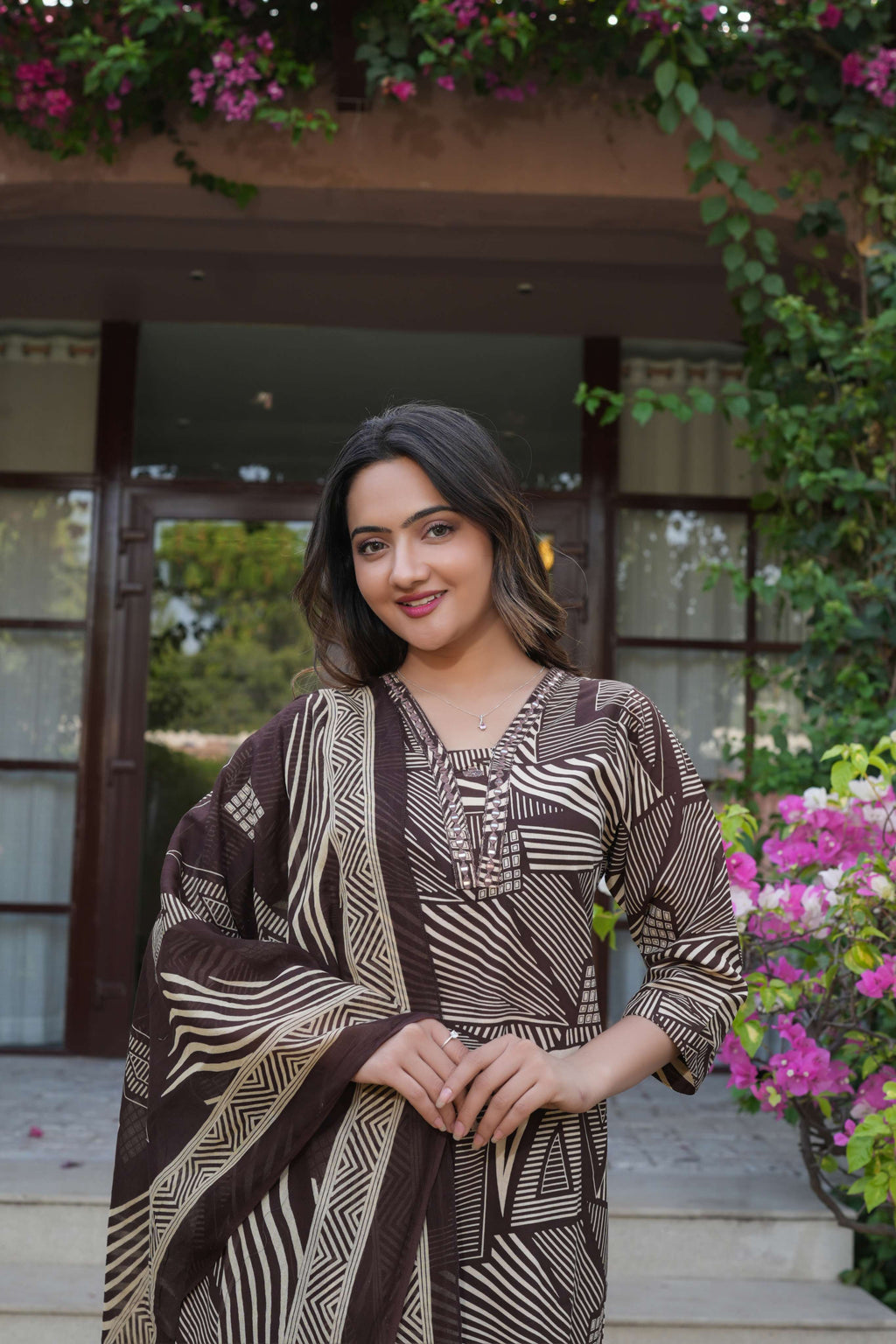 Brown Printed 3 Pcs Suit Set with Geometric Patterns
