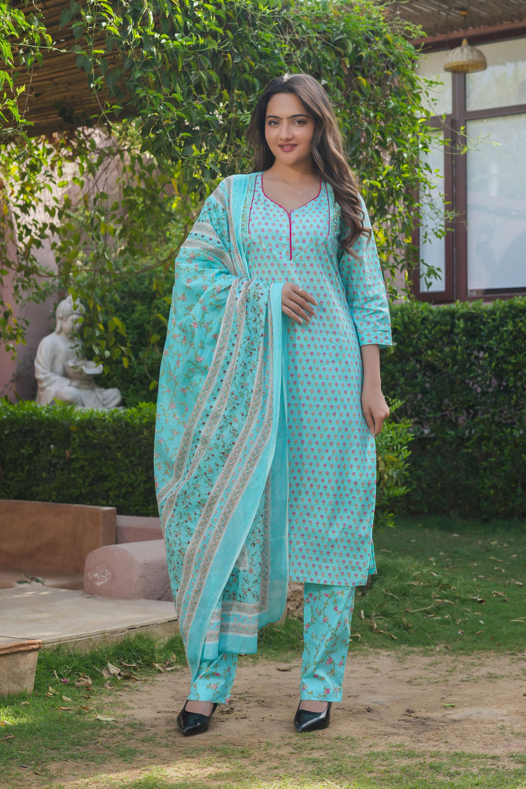 Aqua Blue 3 Pcs Printed Suit Set with Delicate Floral Motifs