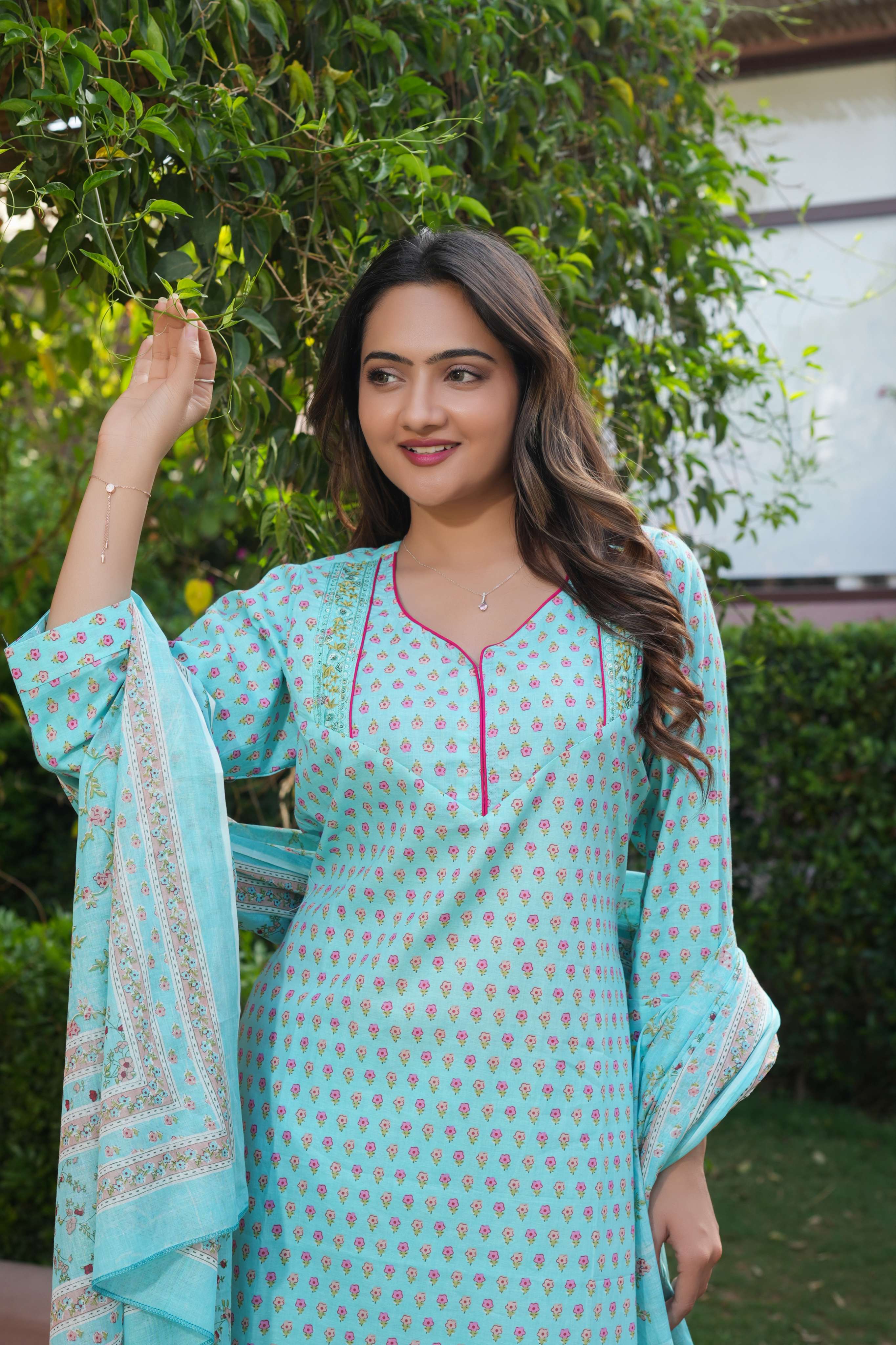 Aqua Blue 3 Pcs Printed Suit Set with Delicate Floral Motifs