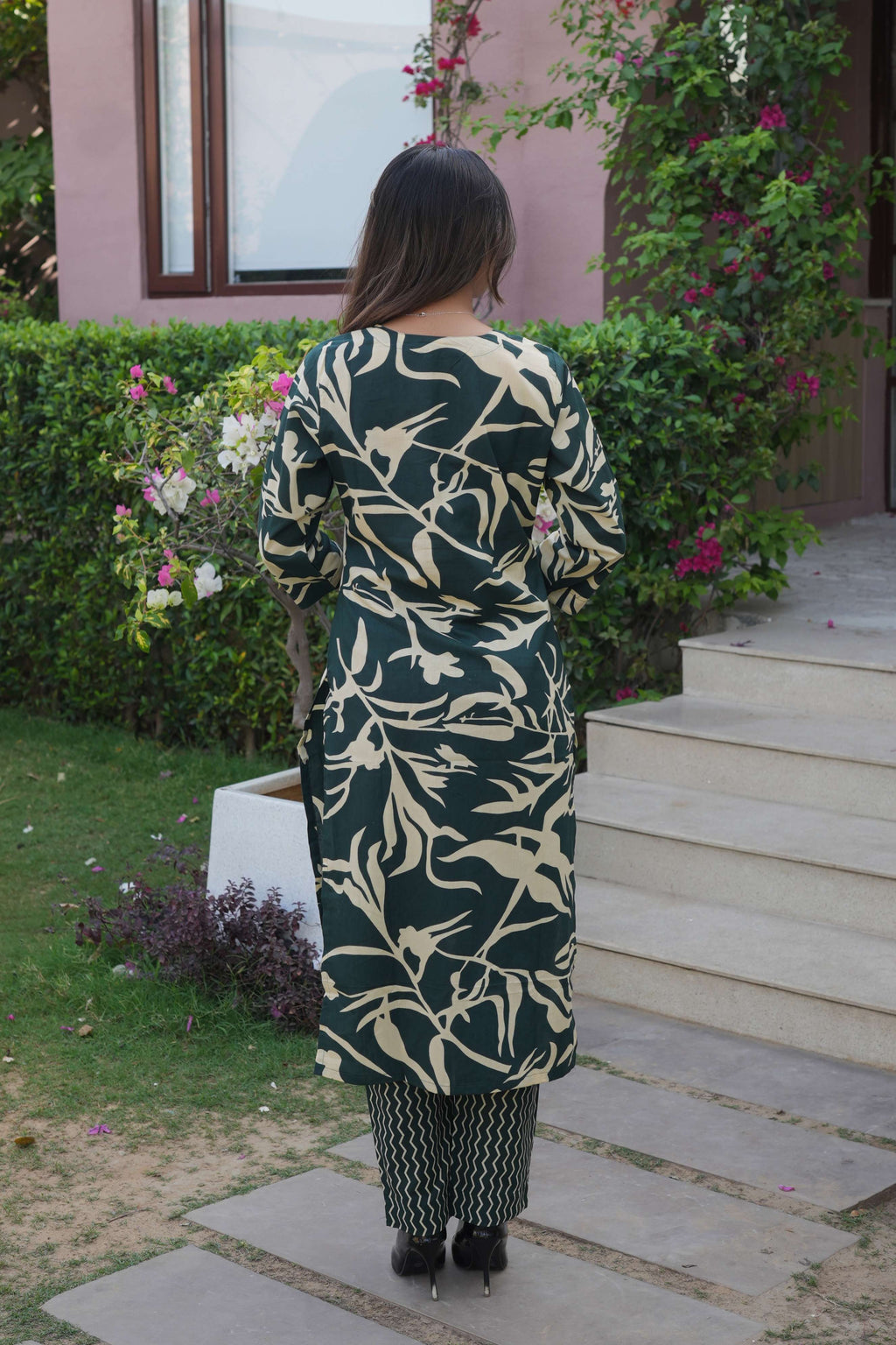 Dark Green 3 Pcs Printed Suit Set with Abstract & Ethnic Patterns
