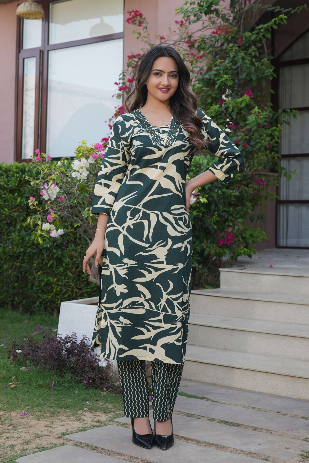 Dark Green 3 Pcs Printed Suit Set with Abstract & Ethnic Patterns