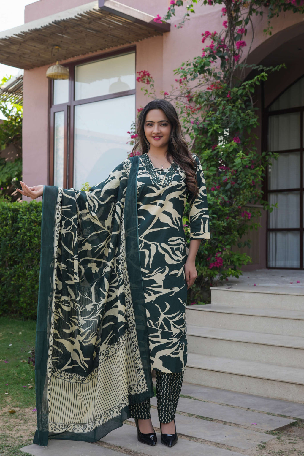 Dark Green 3 Pcs Printed Suit Set with Abstract & Ethnic Patterns