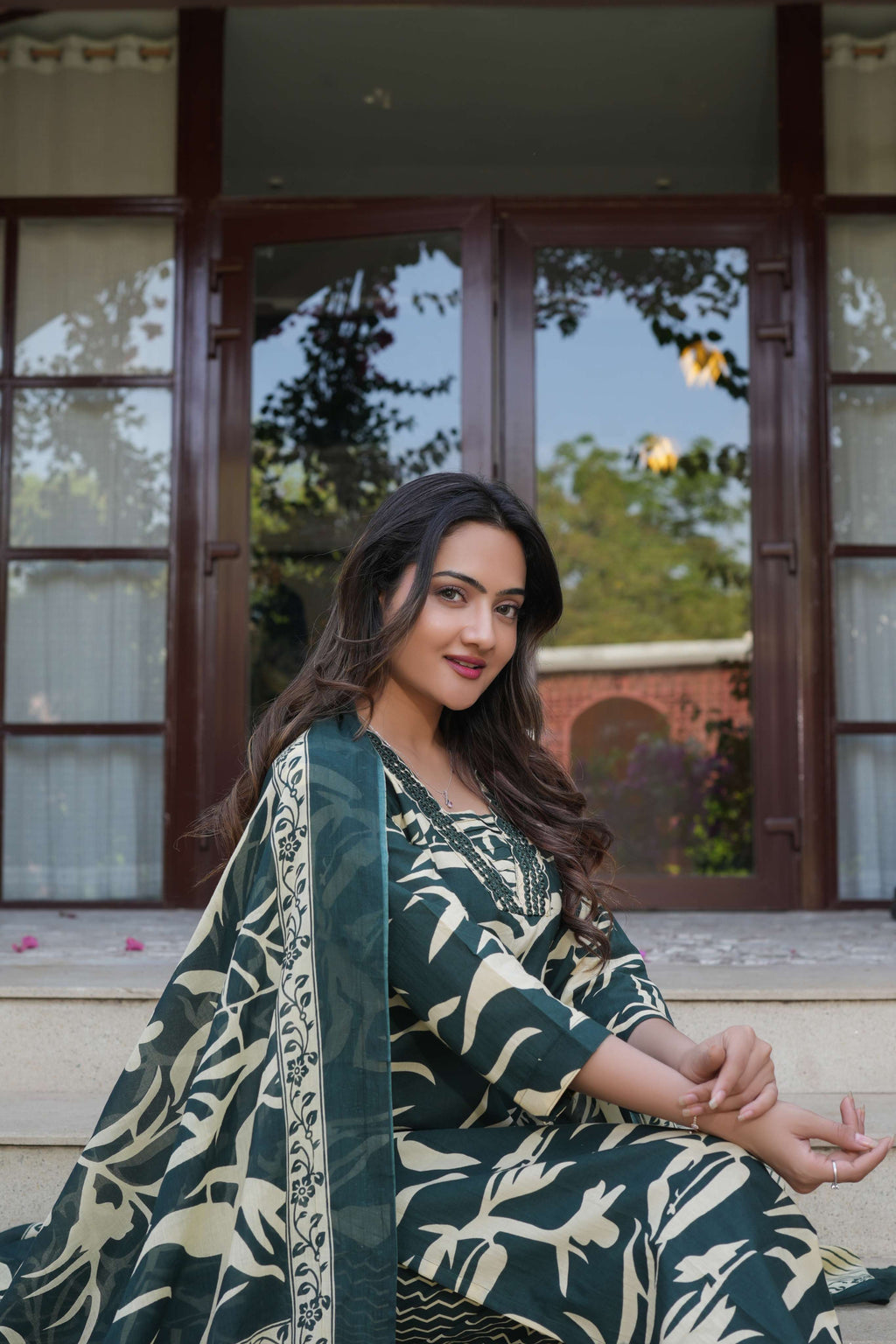 Dark Green 3 Pcs Printed Suit Set with Abstract & Ethnic Patterns