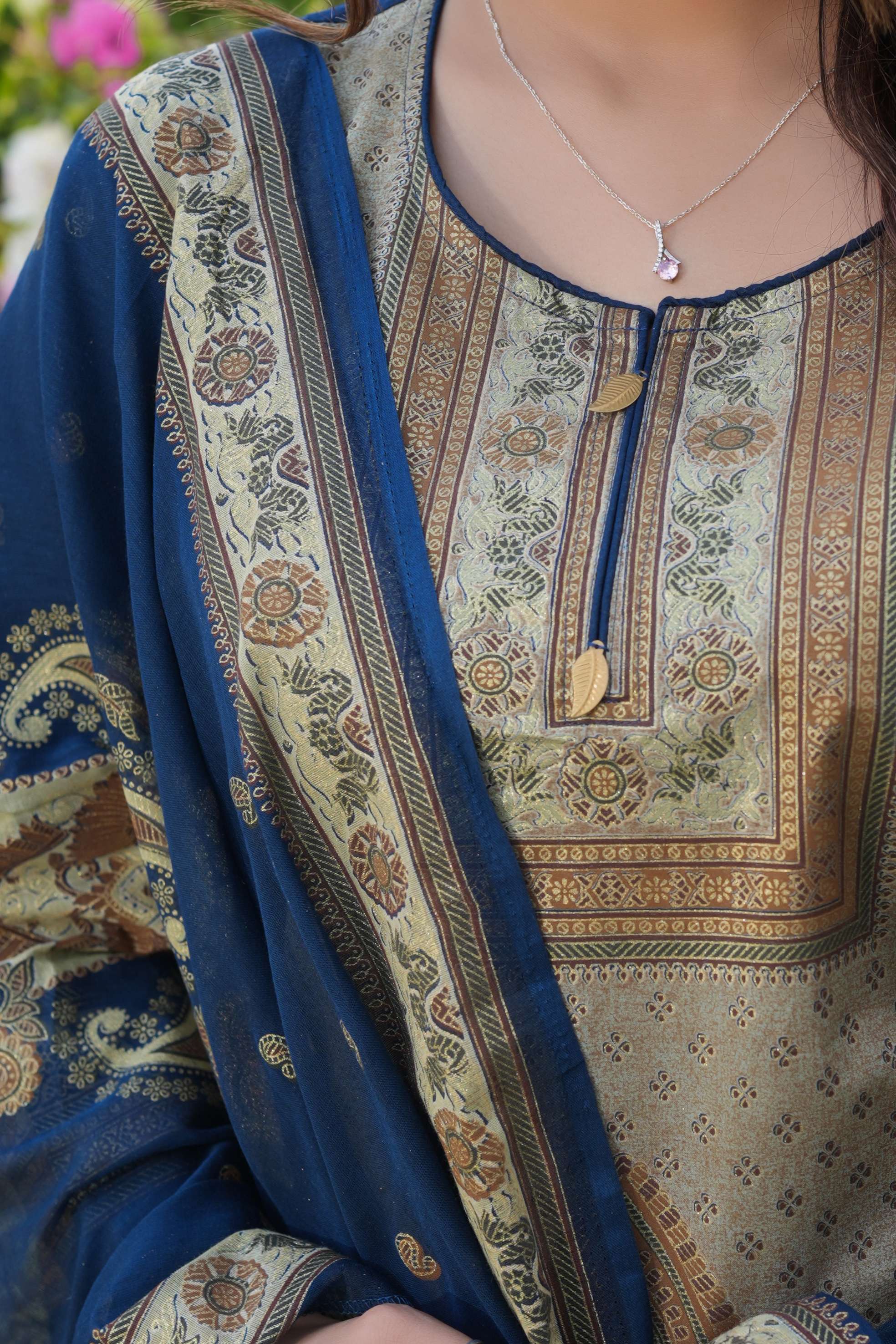 Navy Blue 3 Pcs Printed Suit Set with Paisley & Traditional Motifs