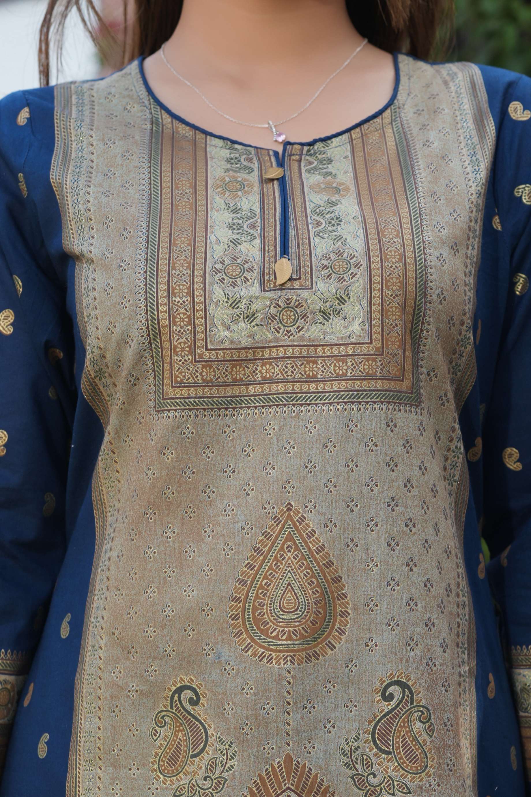 Navy Blue 3 Pcs Printed Suit Set with Paisley & Traditional Motifs