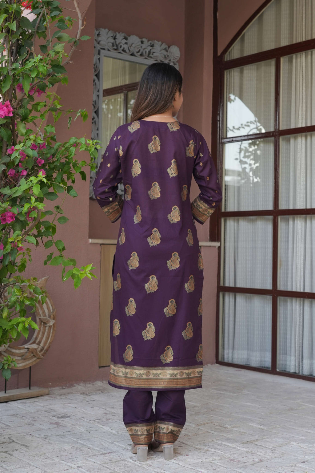 Deep Purple 3 Pcs Printed Suit Set with Traditional Paisley Motifs