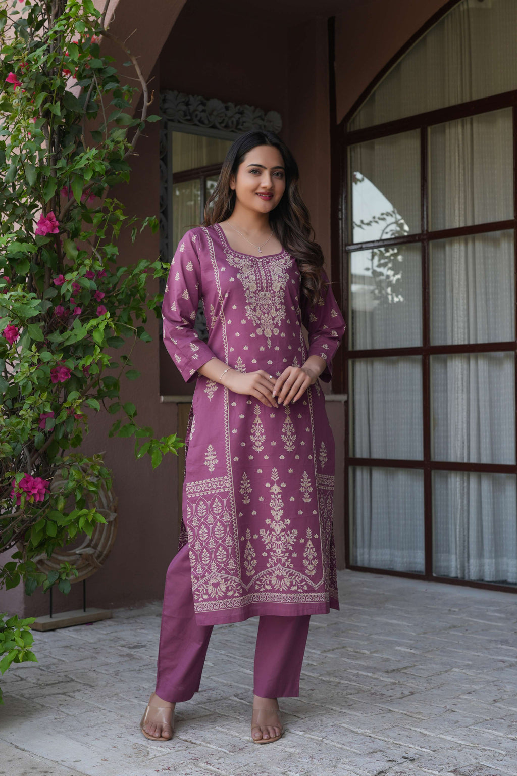 Mauve Purple 3 Pcs Printed Suit Set with Intricate Ethnic Motifs
