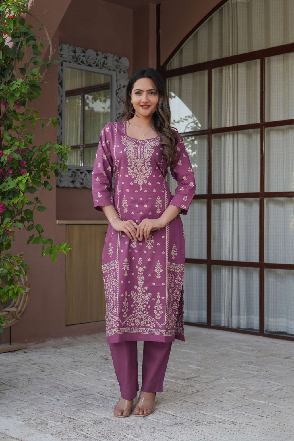 Mauve Purple 3 Pcs Printed Suit Set with Intricate Ethnic Motifs
