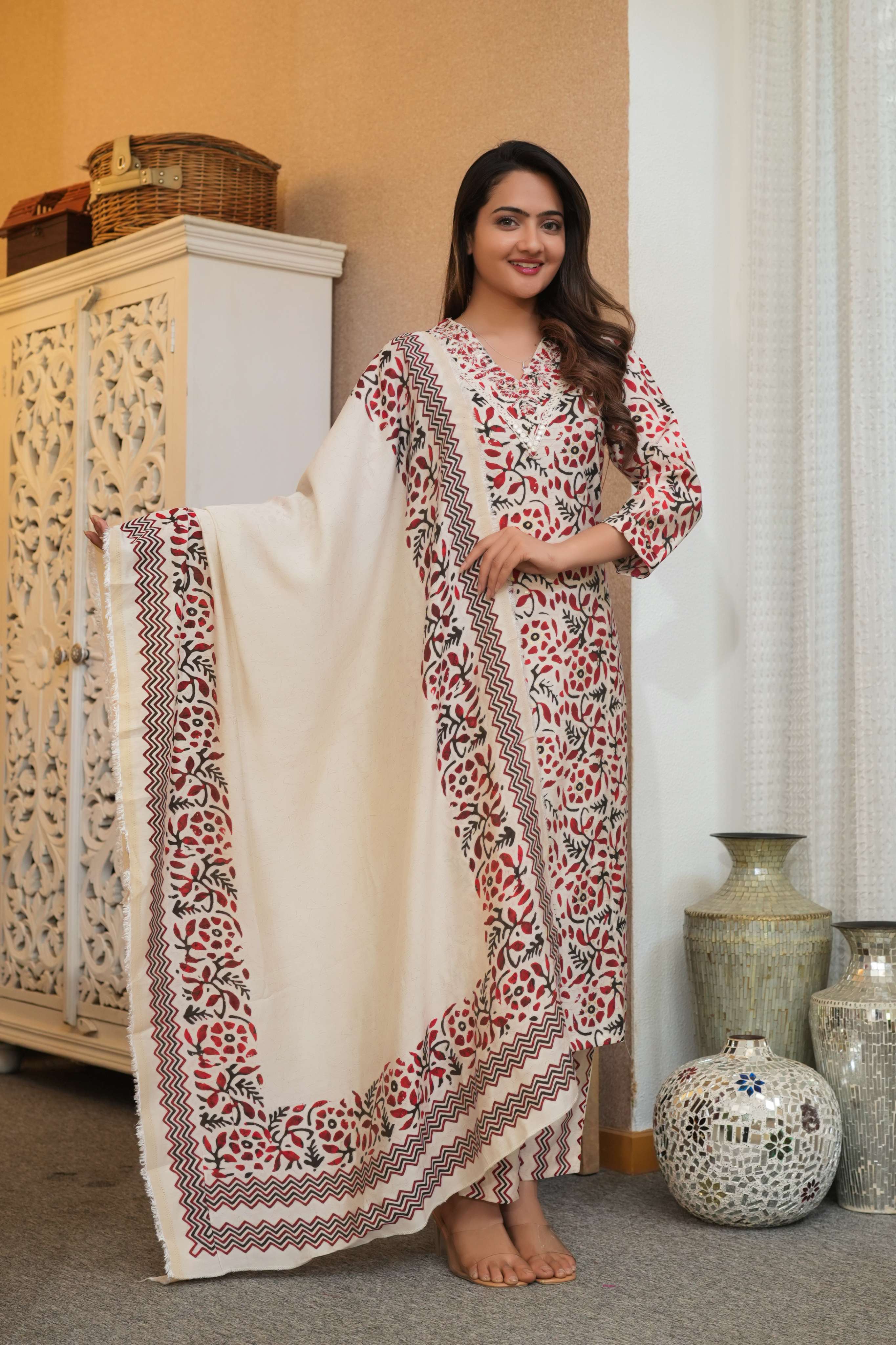 Off-White 3 Pcs Printed Suit Set with Floral & Zigzag Patterns