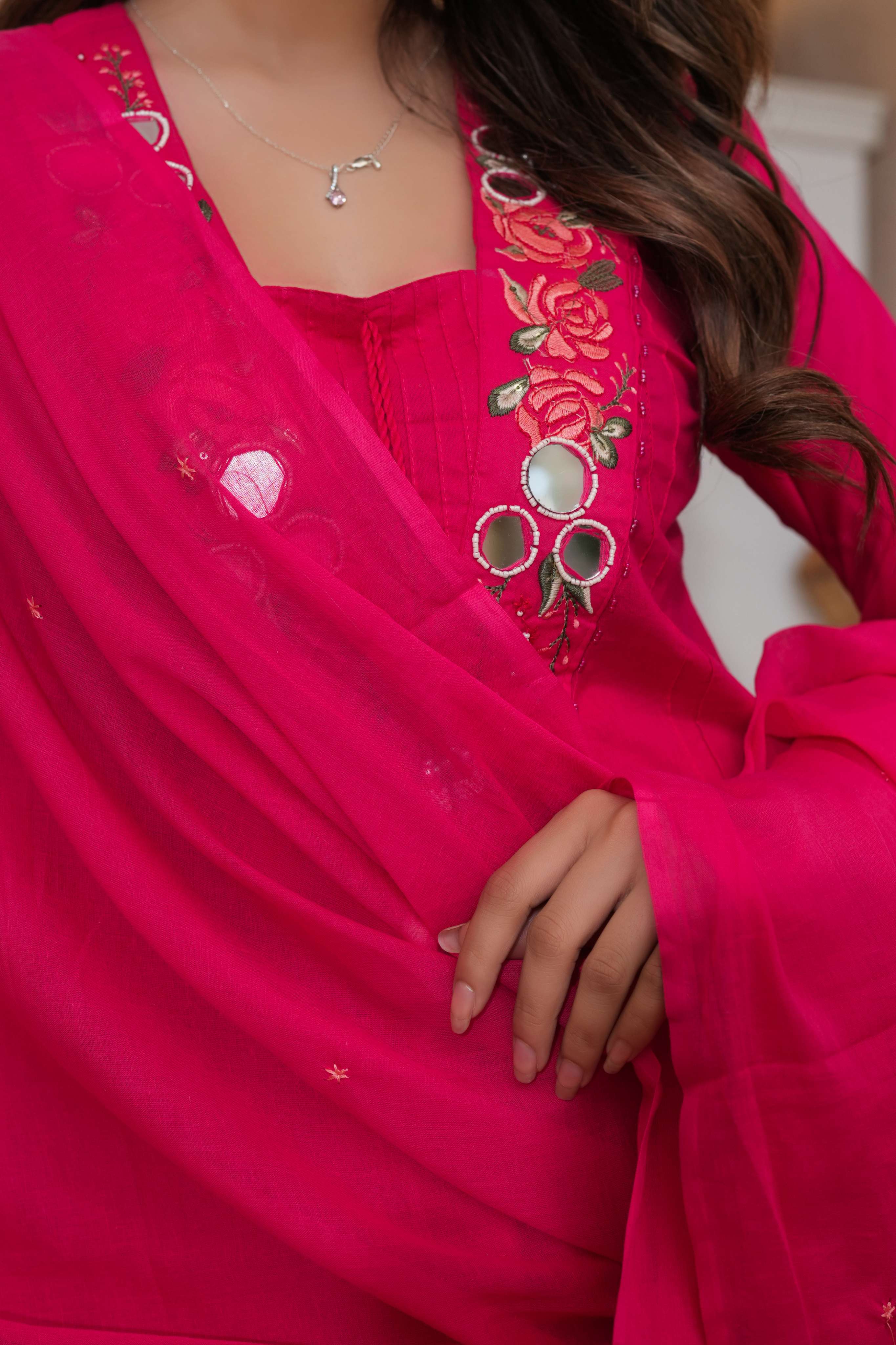 Elegant Pink Suit Set with Subtle Embroidery – Simple Yet Graceful Ethnic Look